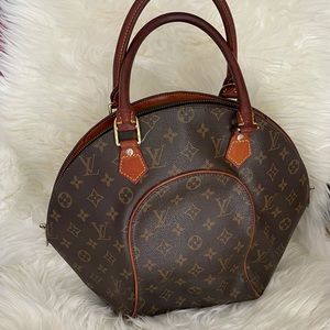 Louis Vuitton Ellipse MM bag